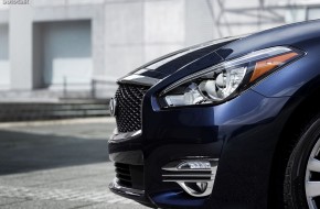 2015 Infiniti Q70L