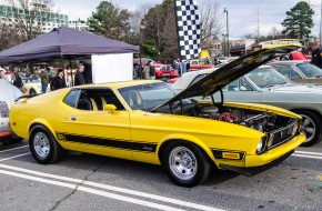 Classic Cars at Caffeine & Octane