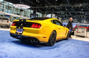 Ford Mustang GT350 at 2016 Chicago Auto Show