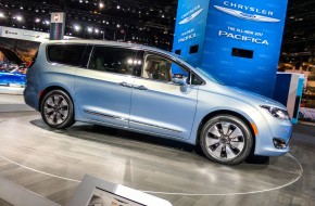 Chrysler Pacifica at 2016 Chicago Auto Show