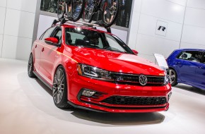 Volkswagen Golf Alltrack at 2016 Chicago Auto Show