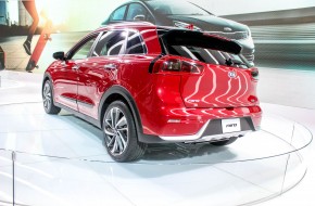 KIA Niro at 2016 Chicago Auto Show