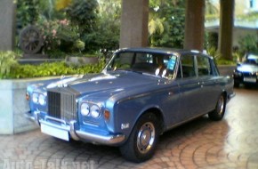 Bentleys and Rolls Royces on Indian Streets