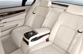 2009 BMW 7 Series