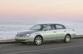 2009 Toyota Avalon XLS