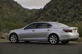 2009 Lexus LS 600h L