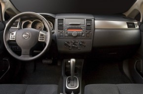 2010 Nissan Versa