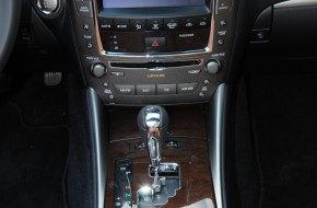 2011 Lexus IS250C Review