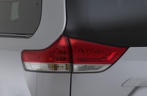 2011 Toyota Sienna XLE