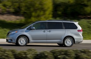 2011 Toyota Sienna XLE