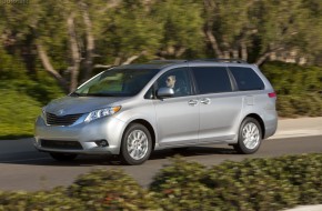 2011 Toyota Sienna XLE