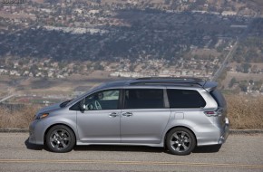 2011 Toyota Sienna SE