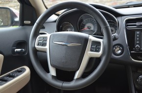 2012 Chrysler 200 Review