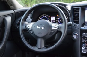 2012 Infiniti FX35 Review