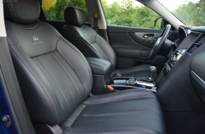 2012 Infiniti FX35 Review