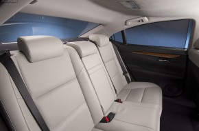 2013 Lexus ES 300h