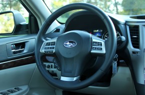 2013 Subaru Legacy 2.5i Premium Review