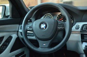 2013 BMW M5 Review