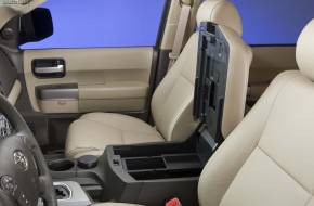 2013 Toyota Sequoia