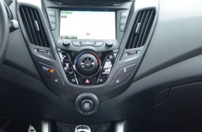 2013 Hyundai Veloster Review