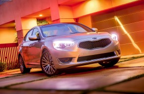 2013 Kia Cadena