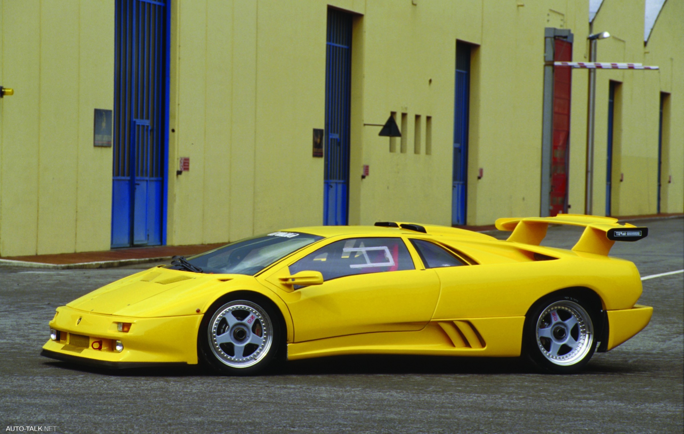 1995 Lamborghini Diablo