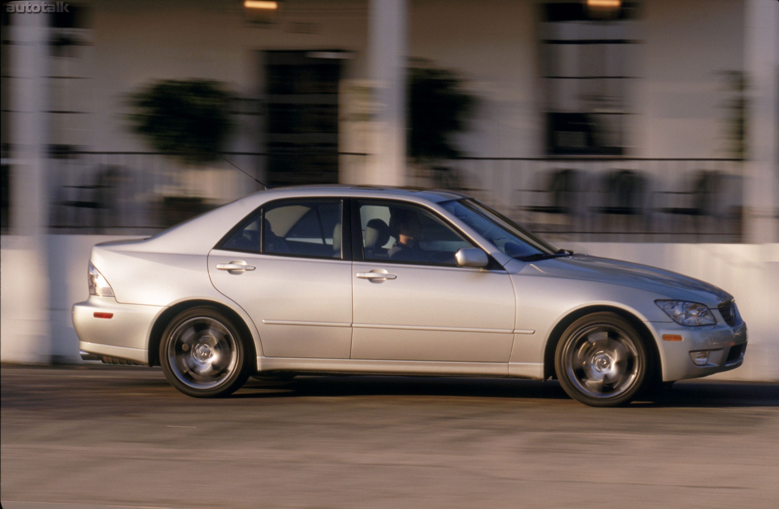 2002 Lexus IS 300