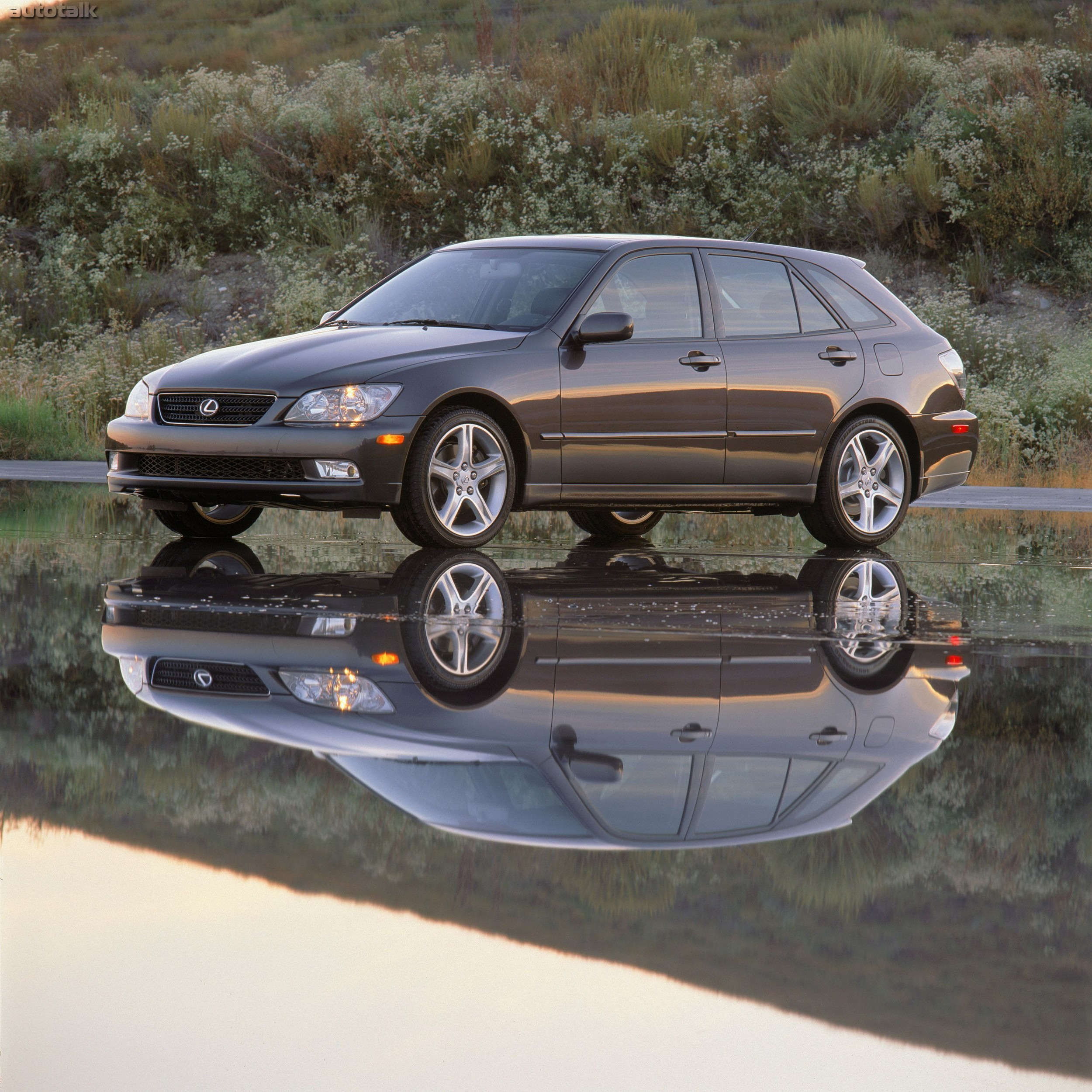 2002 Lexus IS 300