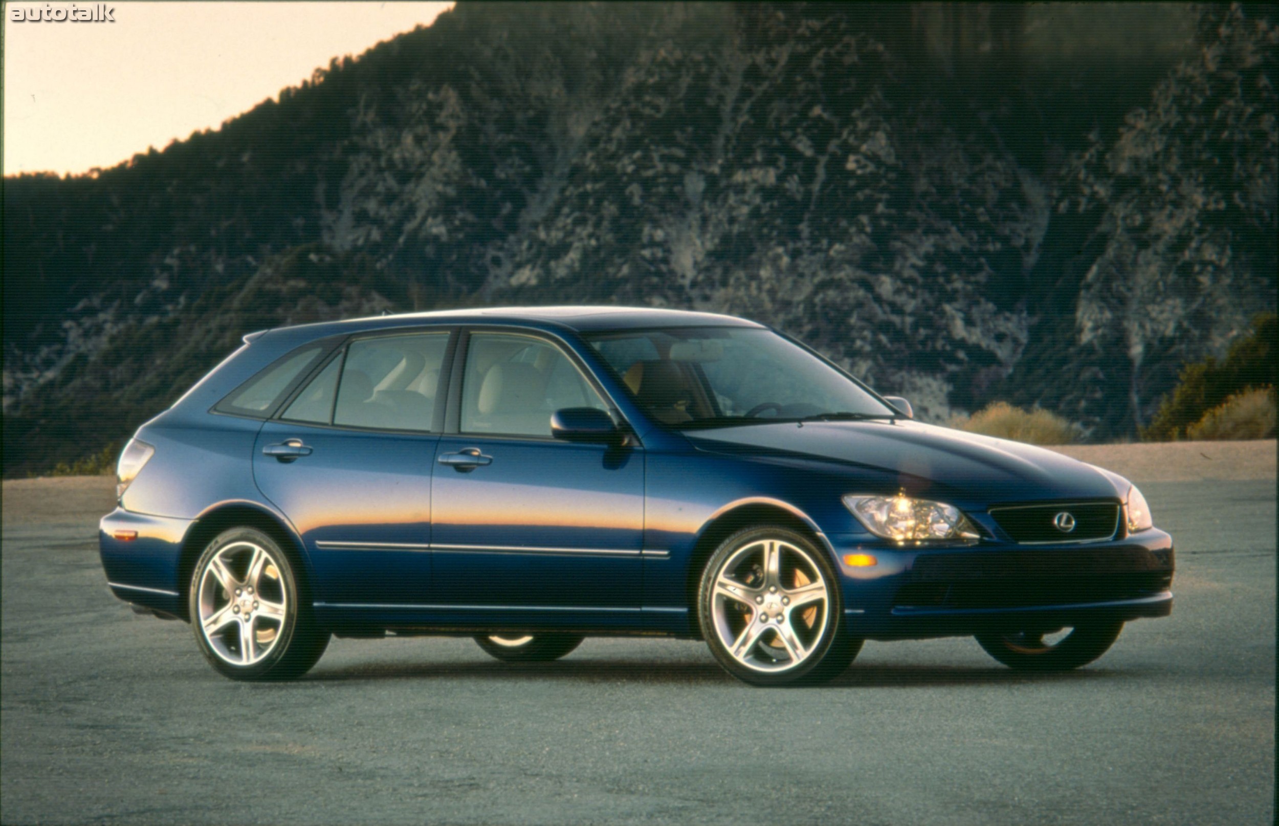 2002 Lexus IS 300