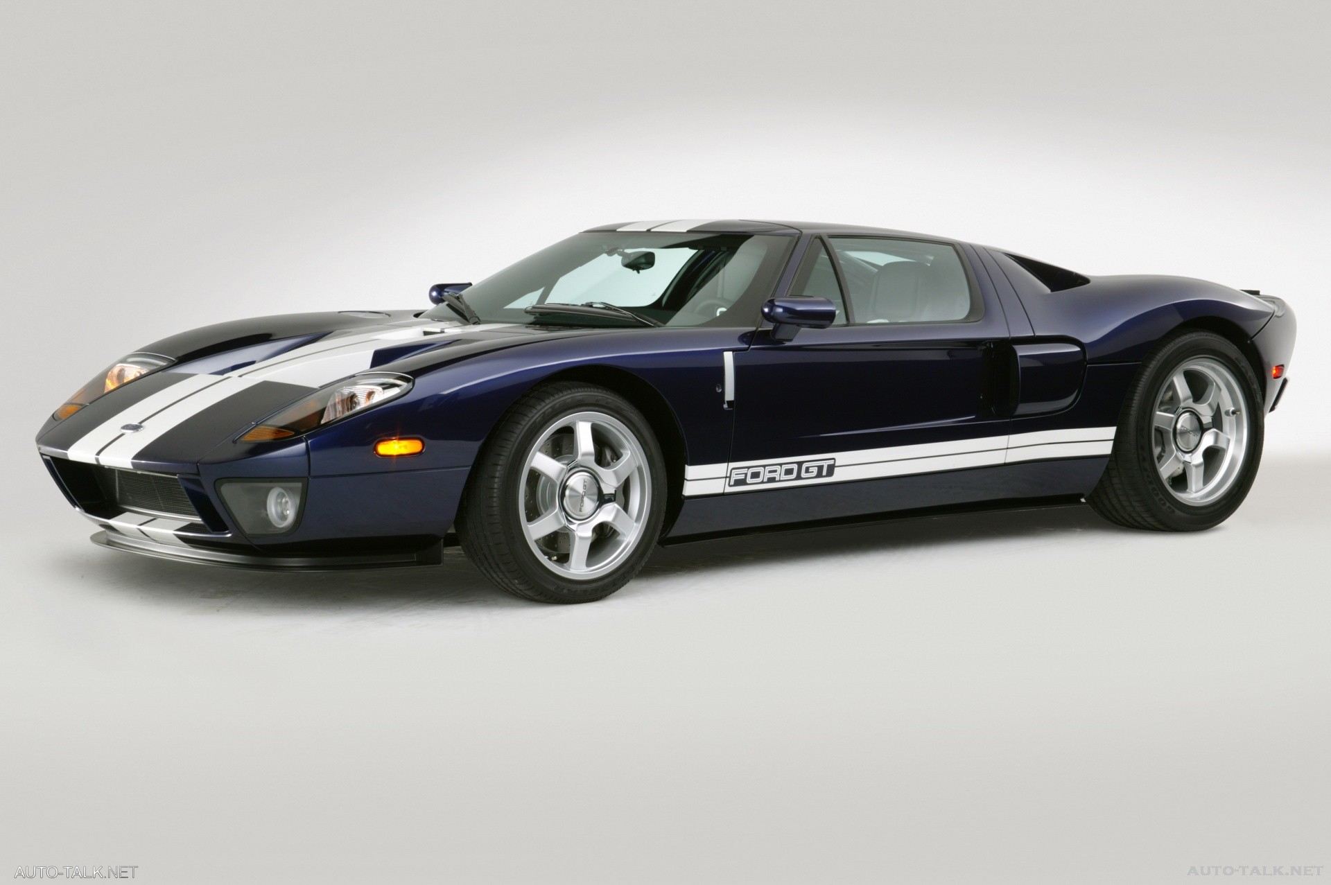 2005 Ford GT