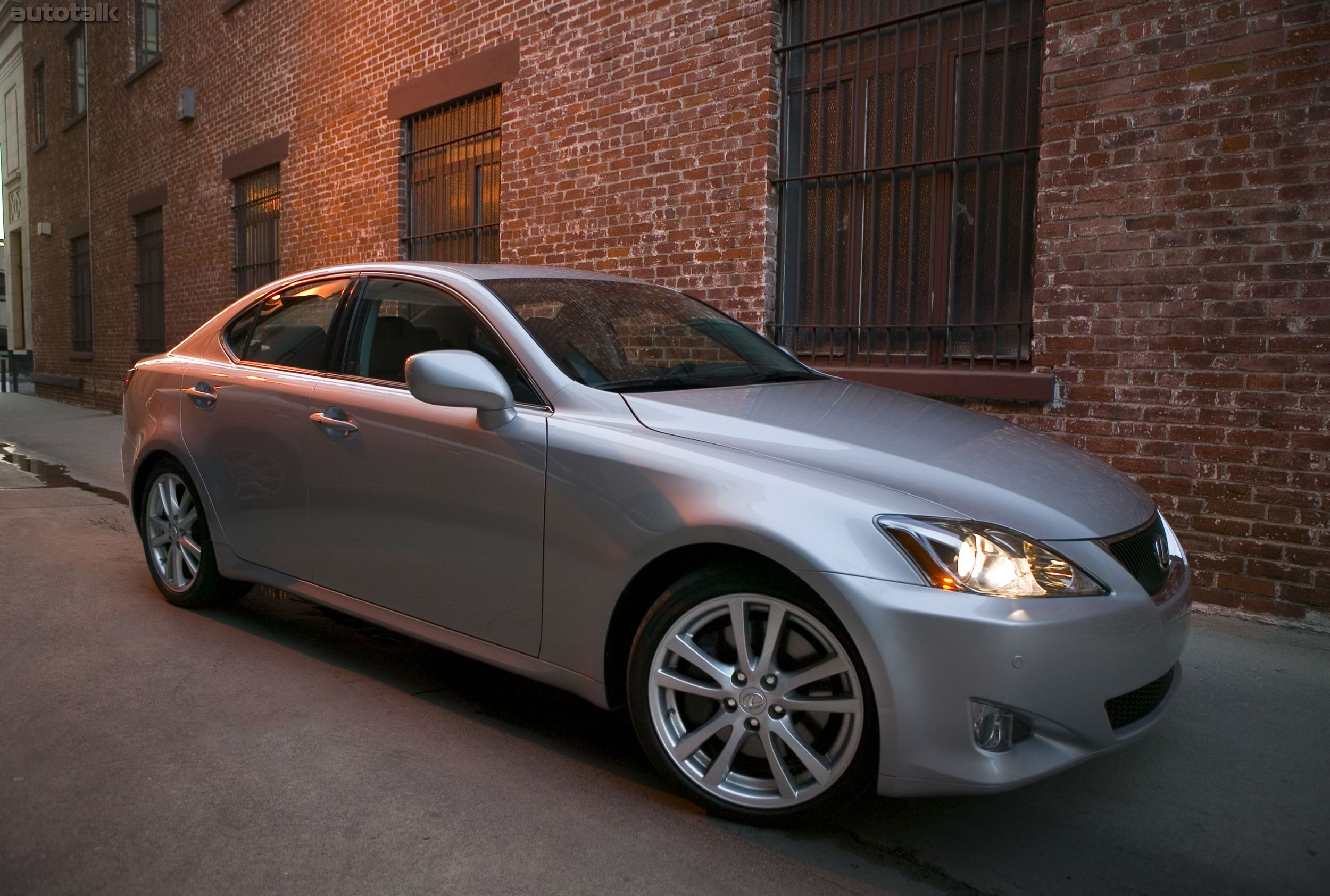 2006 - 2007 Lexus IS 350