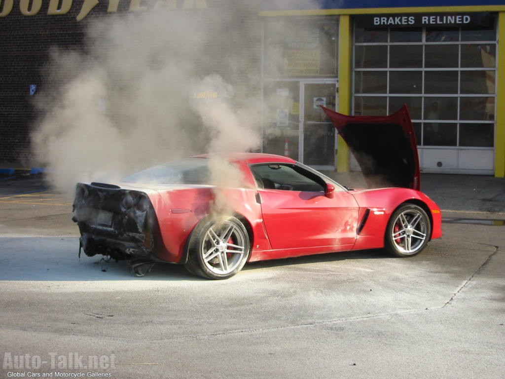 2006 Corvette Z06 Caught On Fire