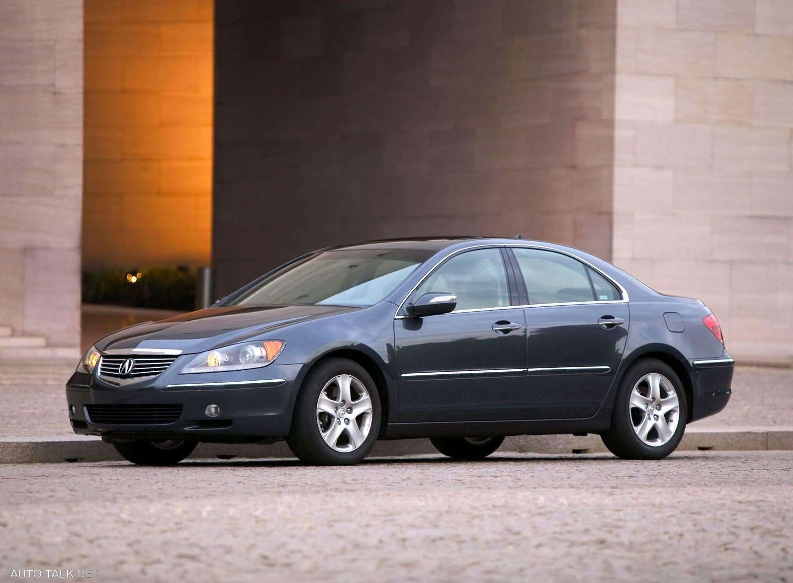 2007 Acura RL