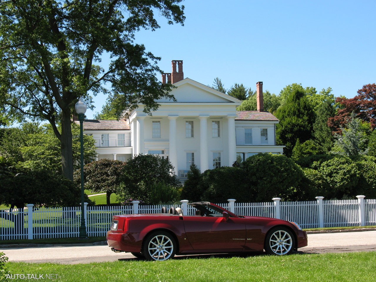 2007 Cadillac XLR-V