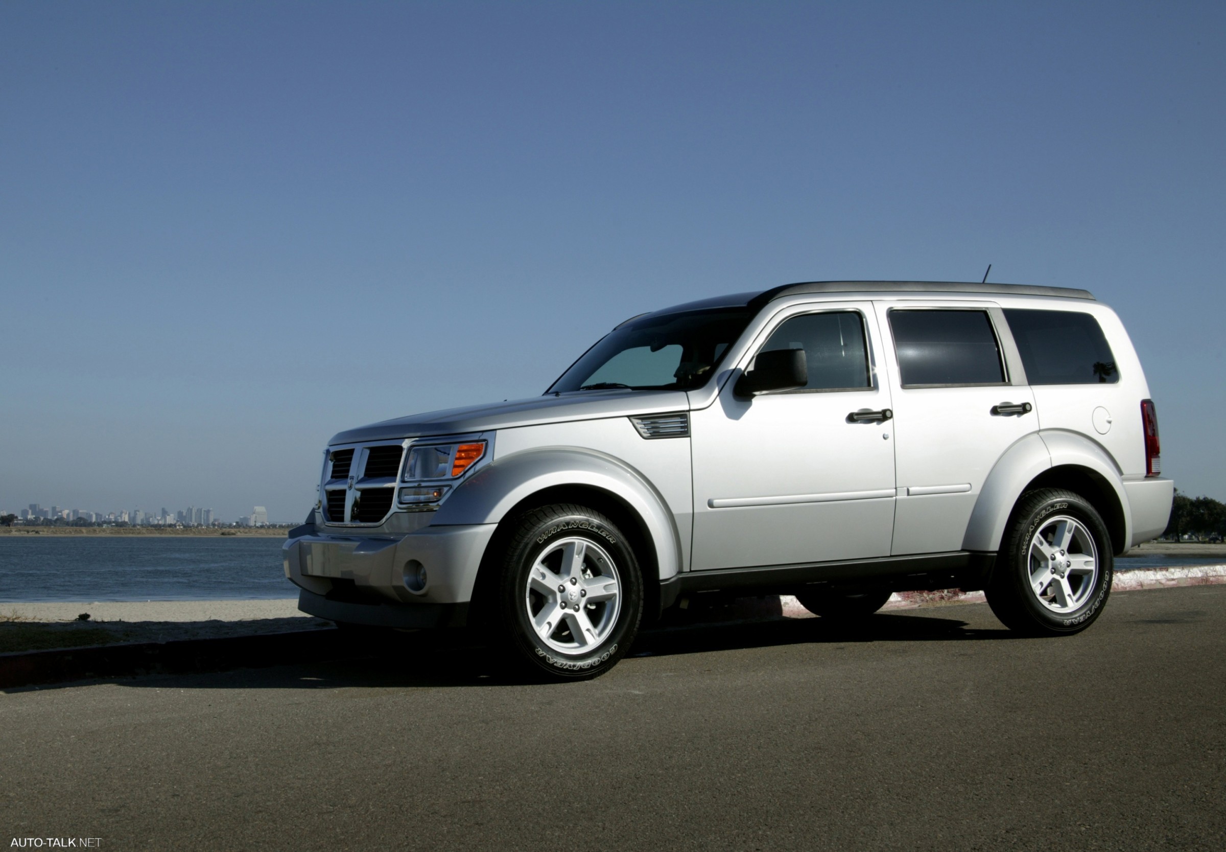 2007 Dodge Nitro