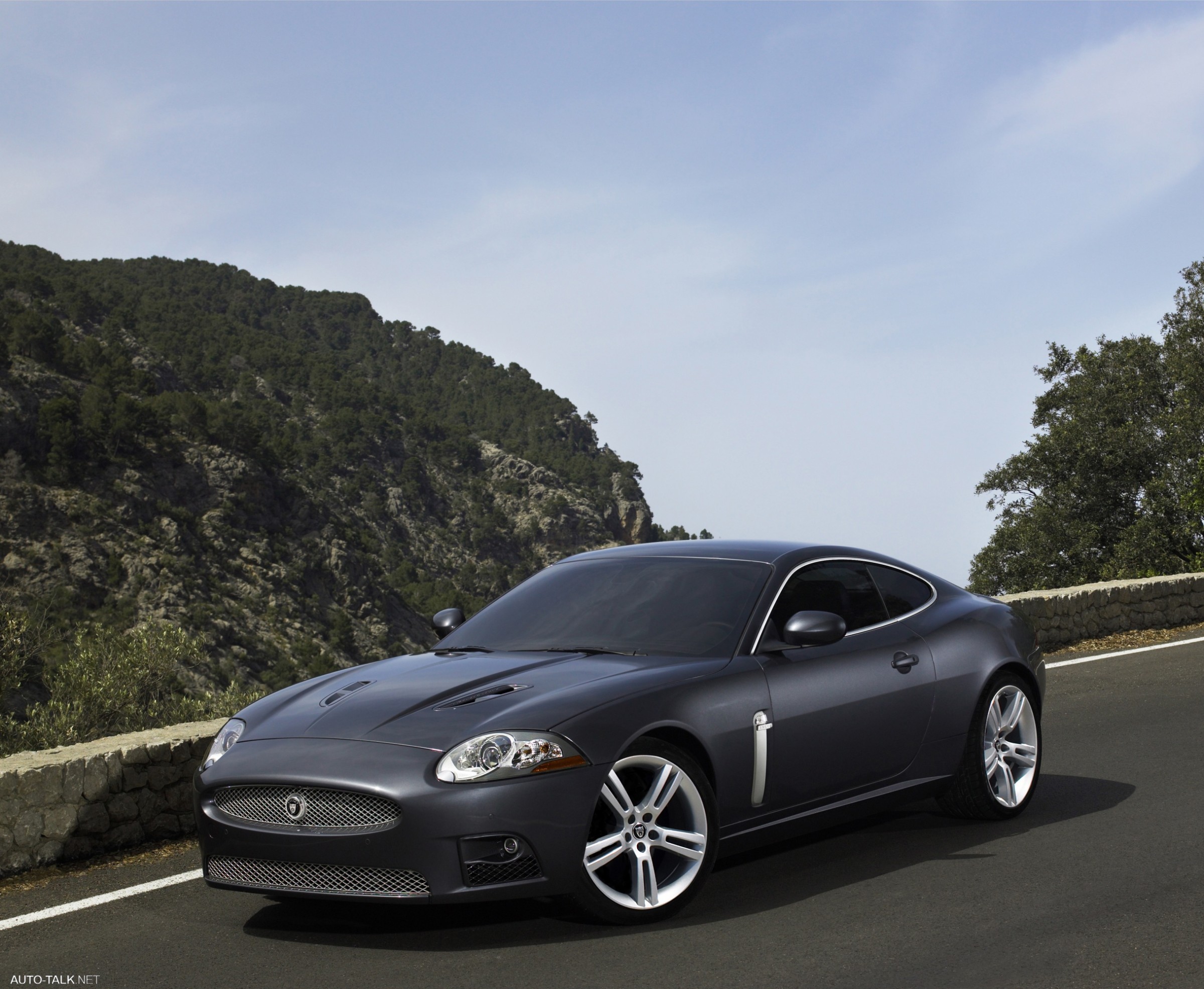 Ягуар автомобиль фото. Jaguar XKR 2007. Jaguar XKR 2006. Ягуар XKR 2010. Jaguar XKR 1.