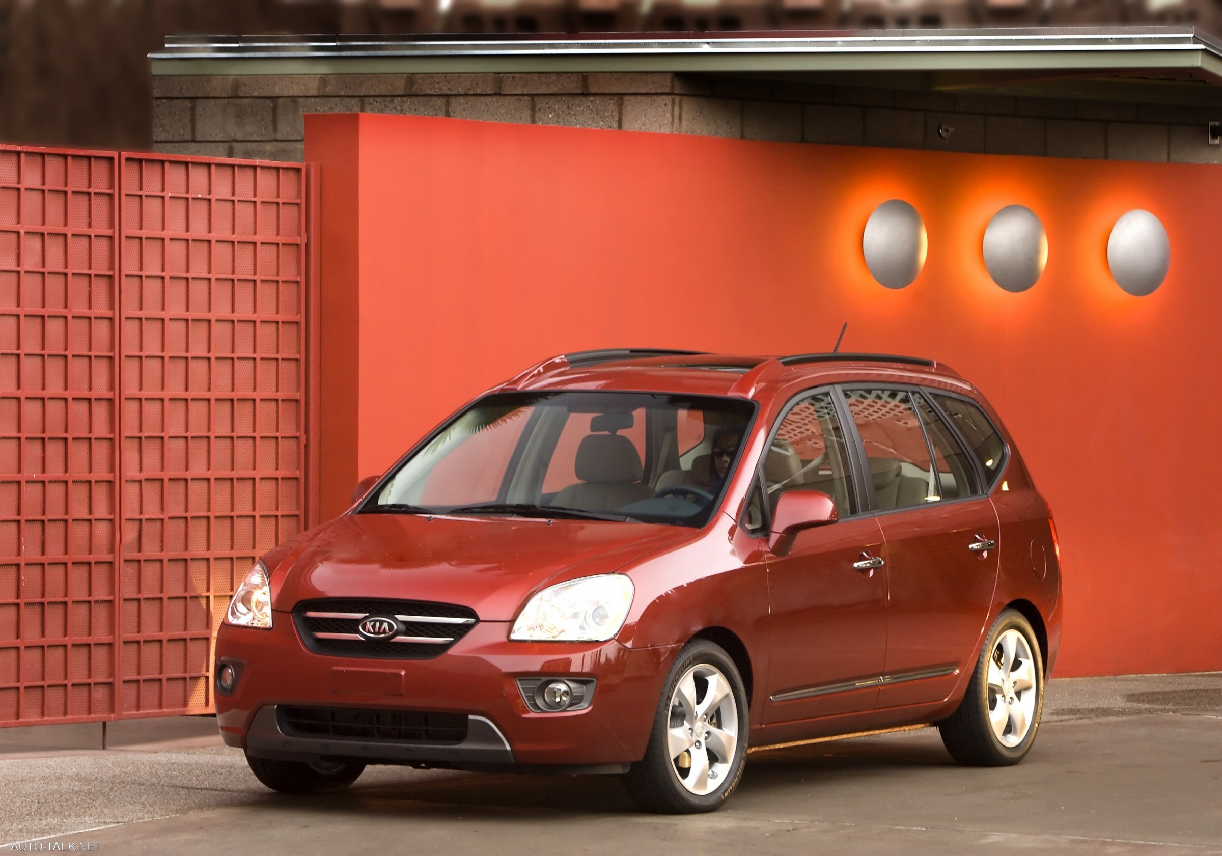 2007 Kia Rondo