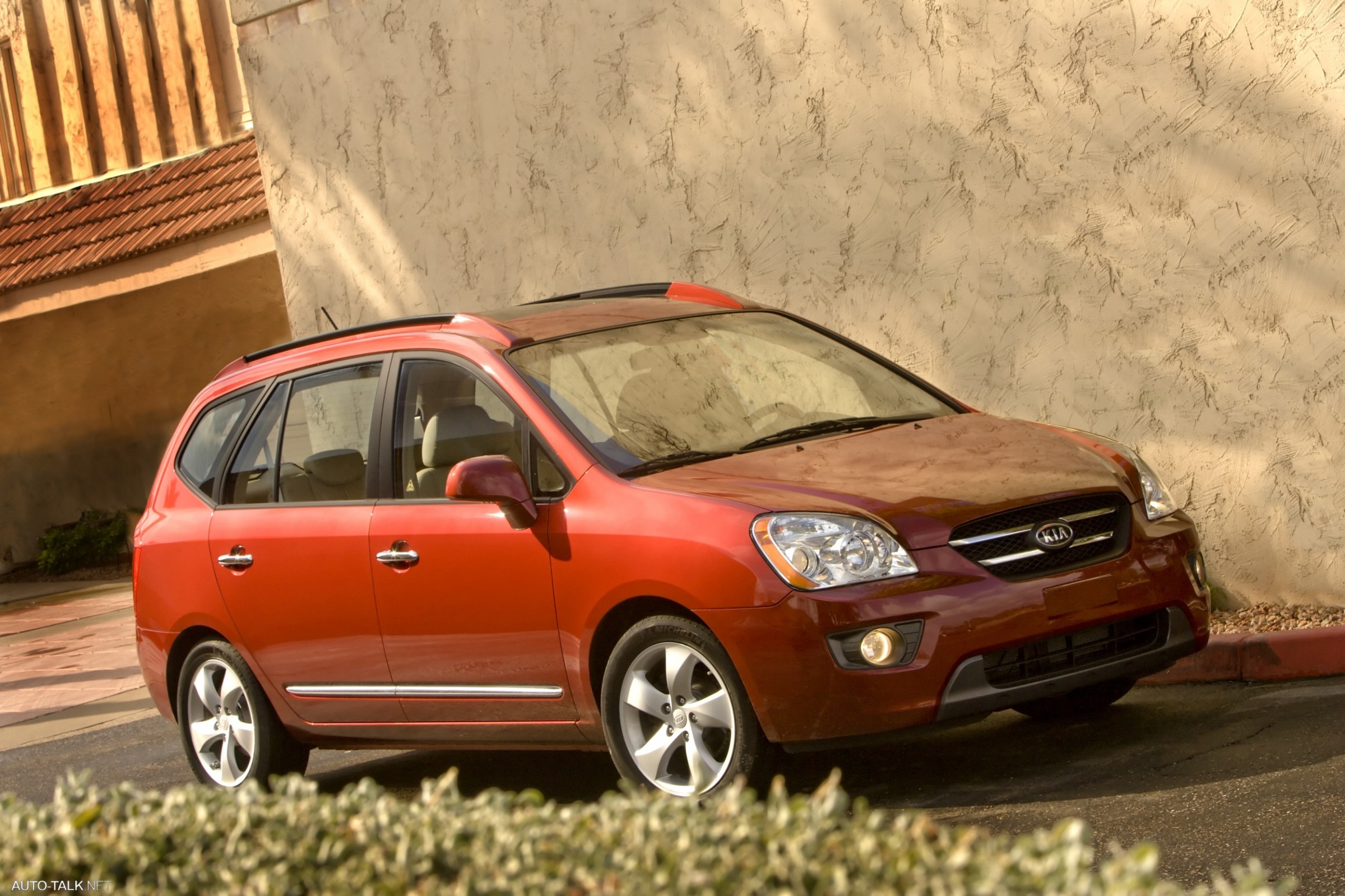 2007 Kia Rondo