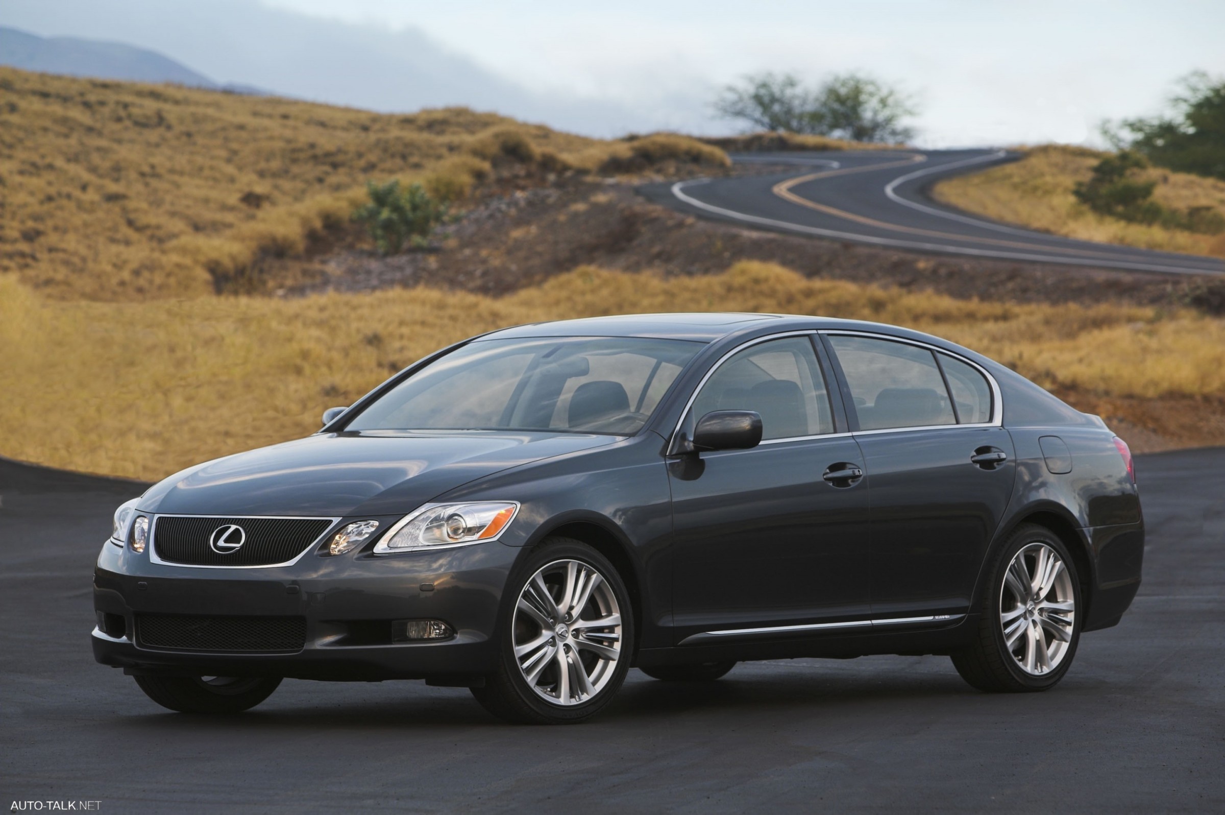 Lexus GS 450h Hybrid