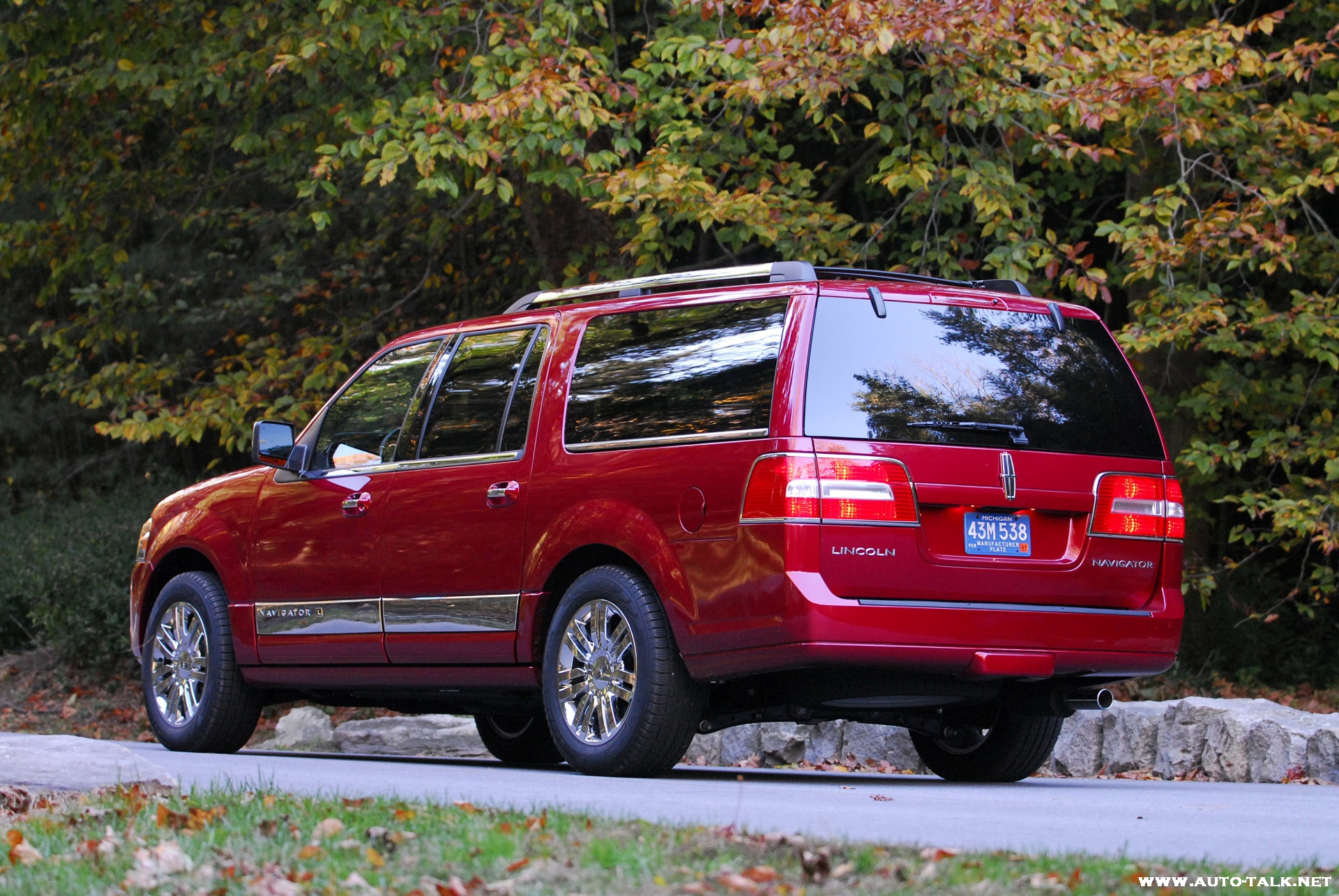 Машина Lincoln Navigator 2007