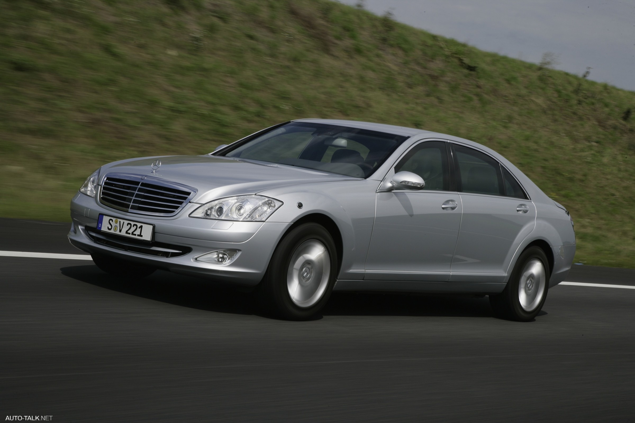 2007 Mercedes-Benz S-Class