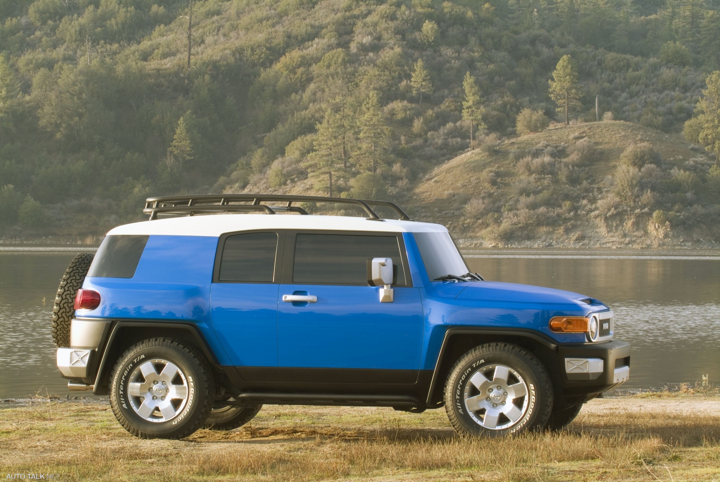 Toyota cruiser фото. Toyota FJ Cruiser 2003. Toyota FJ Cruiser 2007. Toyota FG Cruiser. Toyota FJ Cruiser 06.