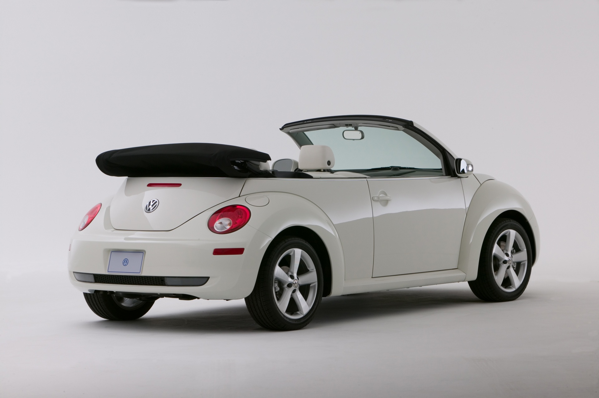 2007 Volkswagen New Beetle convertible