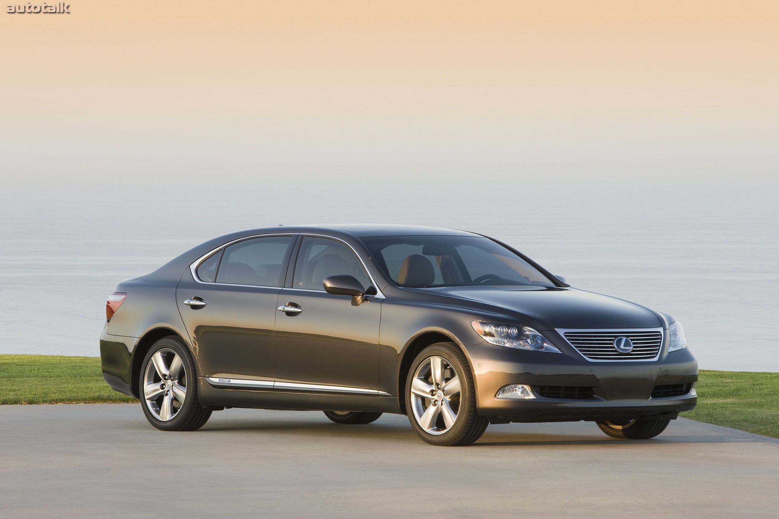 2008 - 2009 Lexus LS 600h L Pebble Beach Edition