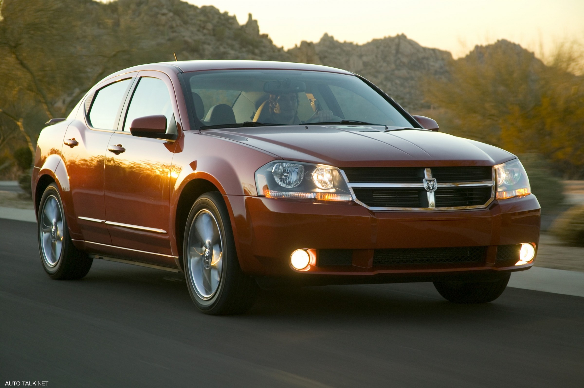 Додж 2.4. Dodge Avenger 2008-2010. Dodge Avenger 2008. Додж Эвенджер 2008. Додж Эвенджер 2007.