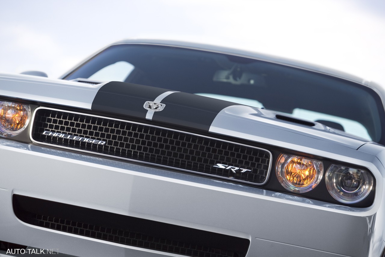 2008 Dodge Challenger SRT8