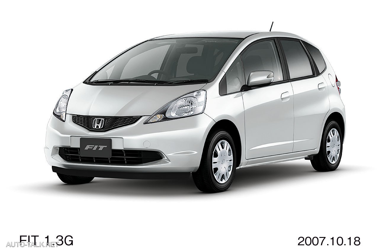 Калькулятор авто из японии 2024. Honda Fit 2009. Хонда фит 2009г. Honda Fit ge7. Honda Fit 4wd 2009.