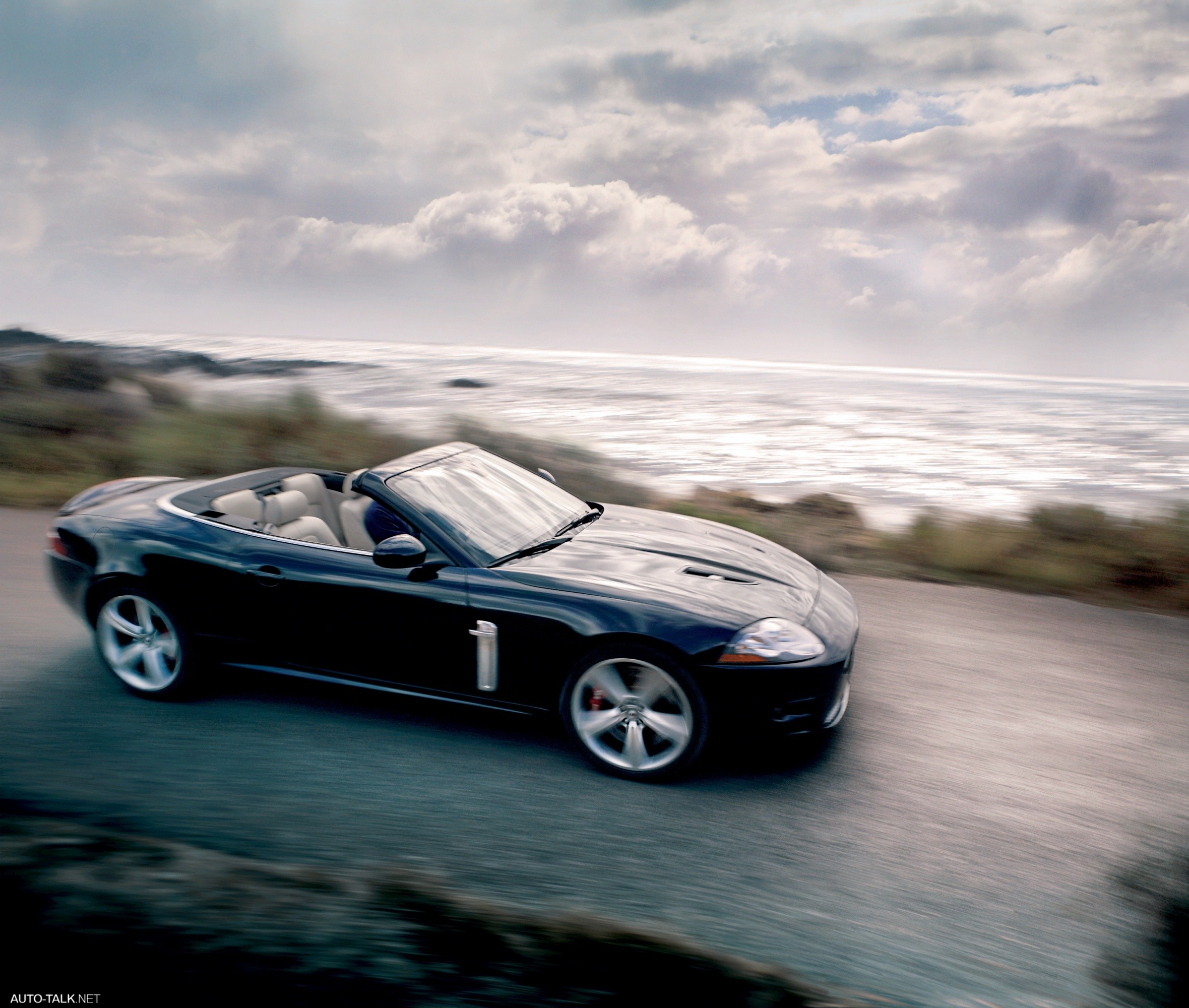 2008 Jaguar XKR