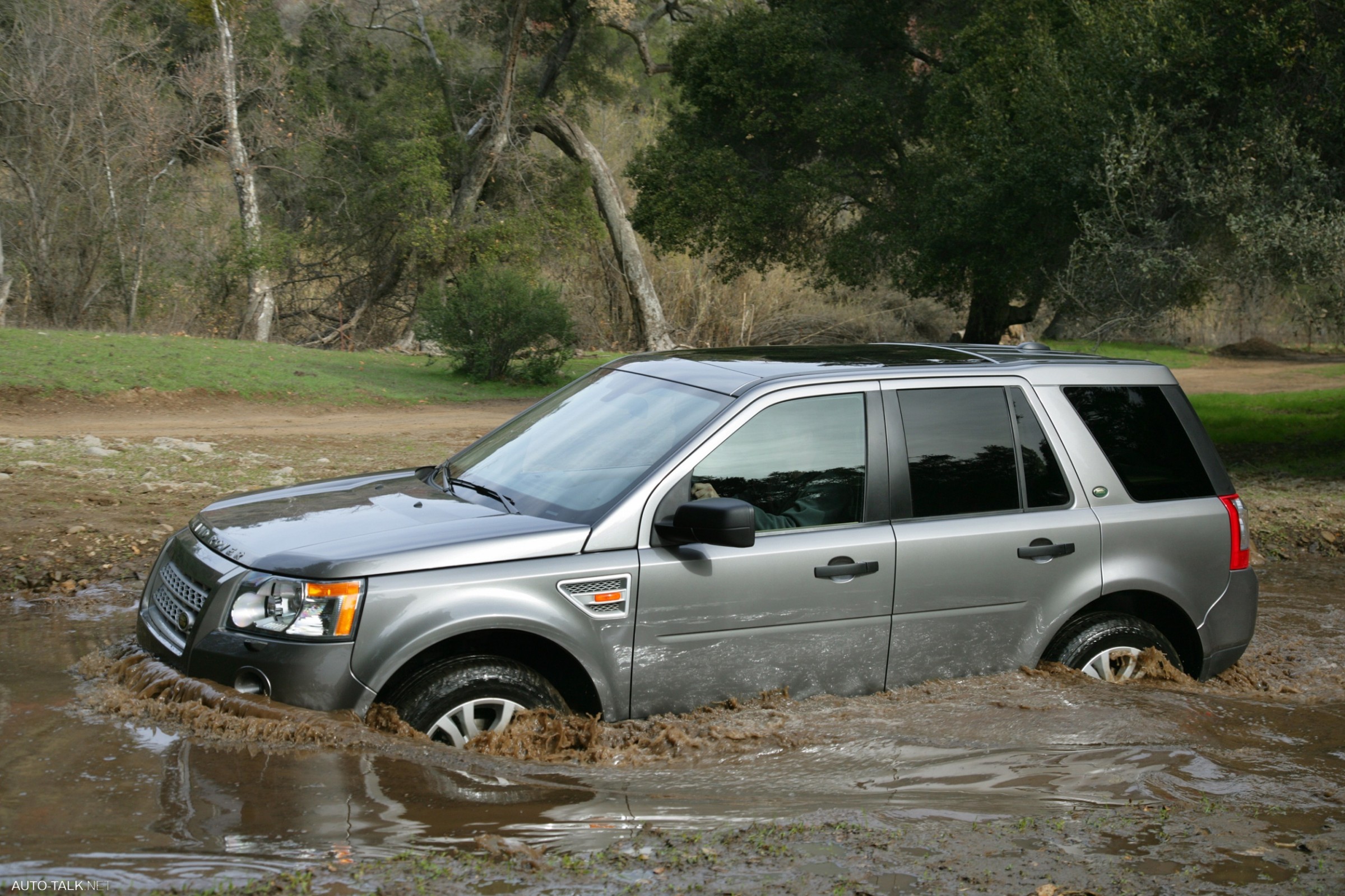 2008 Land Rover LR2