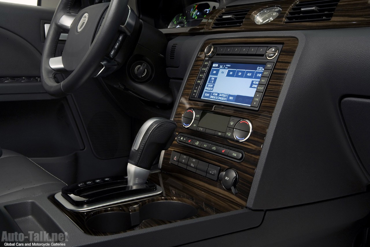 2008 Mercury Sable at Chicago Auto Show